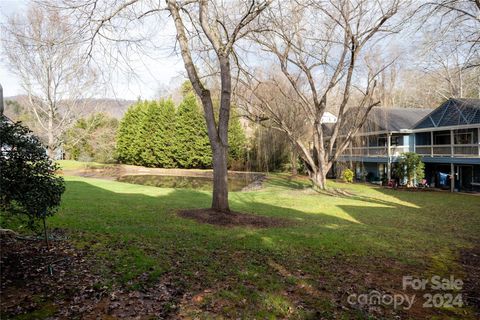 A home in Lake Junaluska