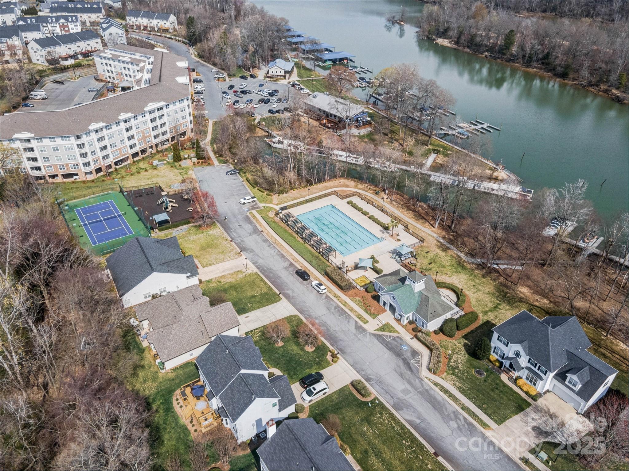 Riverfront - Residential