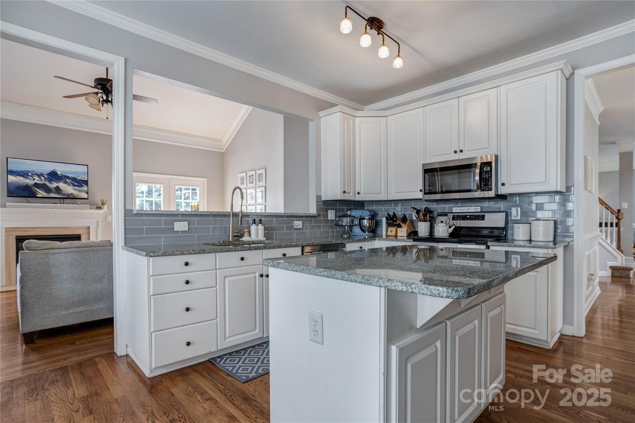 Riverfront - Residential