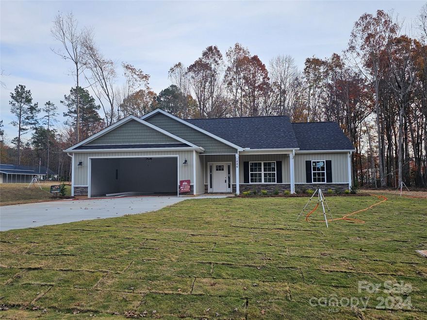 Great new construction on over an acre lot.  Home features 9ft ceilings, split floor plan, 2 car attached garage (24x24). Screen back porch.  Call listing agent for more information.