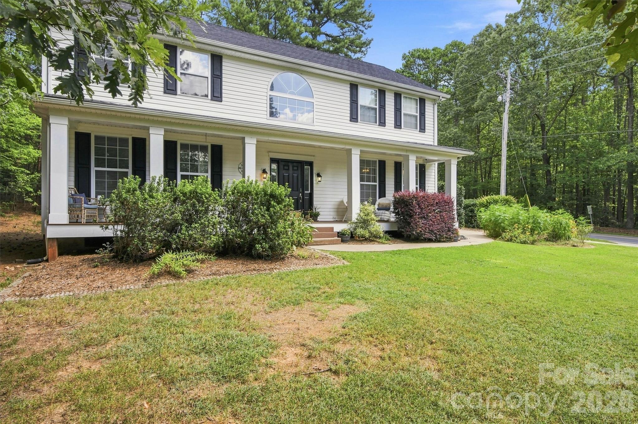 3686 Lake Bluff Drive