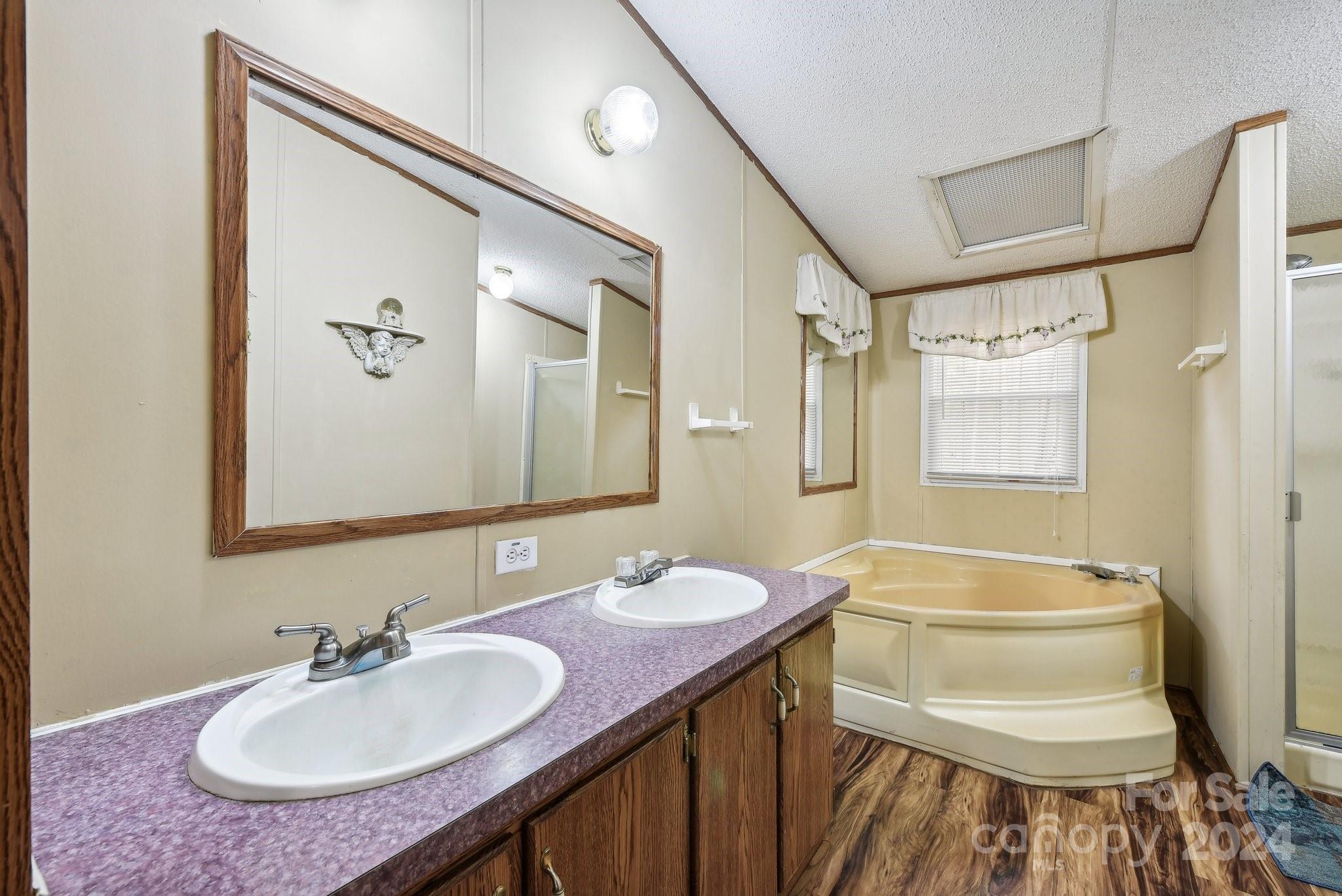 Lakedale - Residential