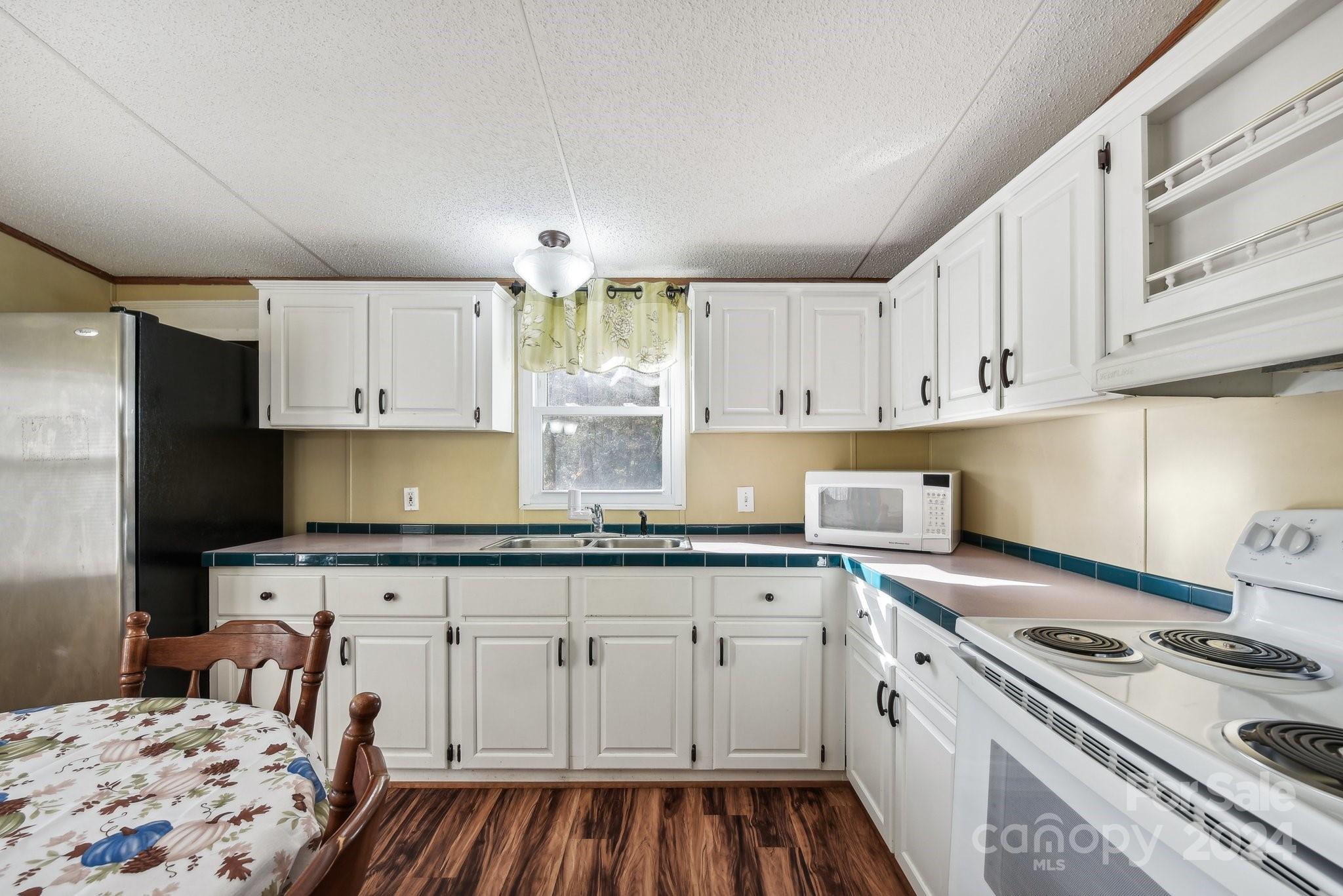 Lakedale - Residential