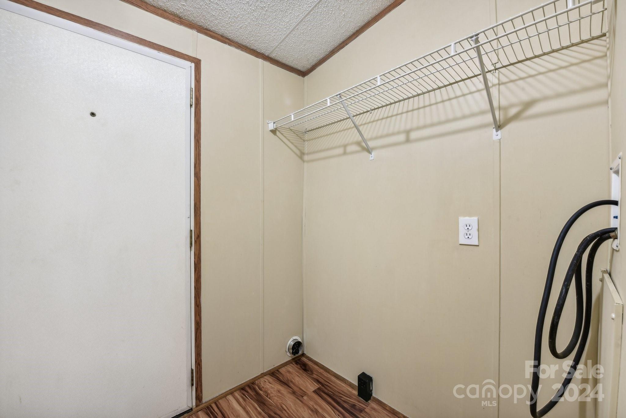 Lakedale - Residential