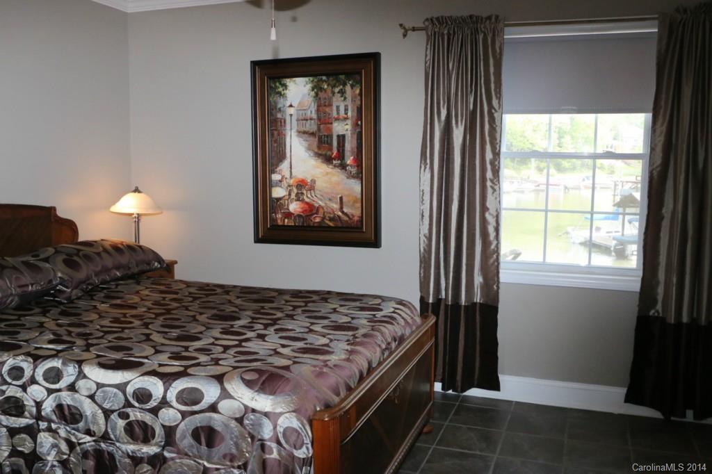 Tega Cay - Residential