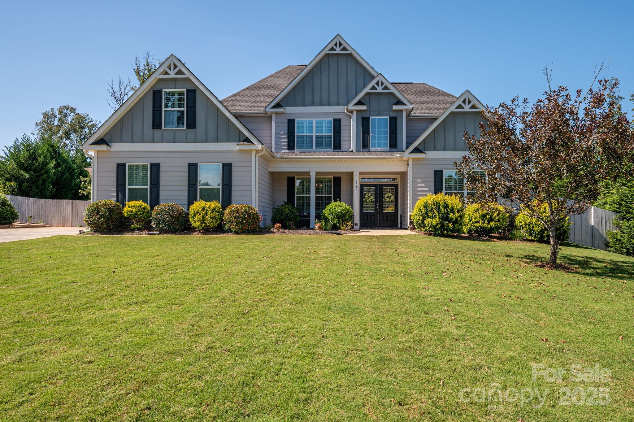 2613 Lakefront Drive