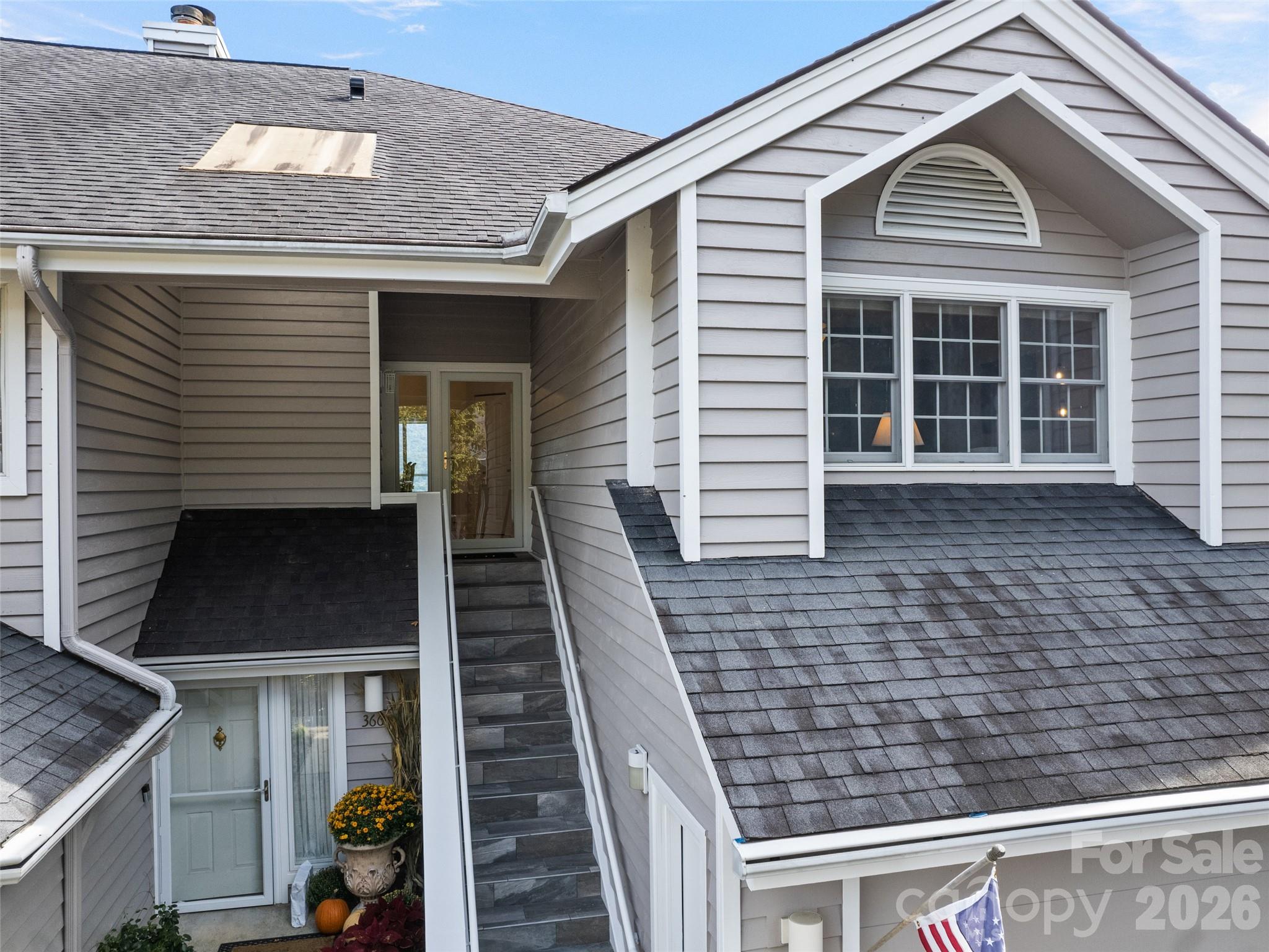 360 Skylark Lane