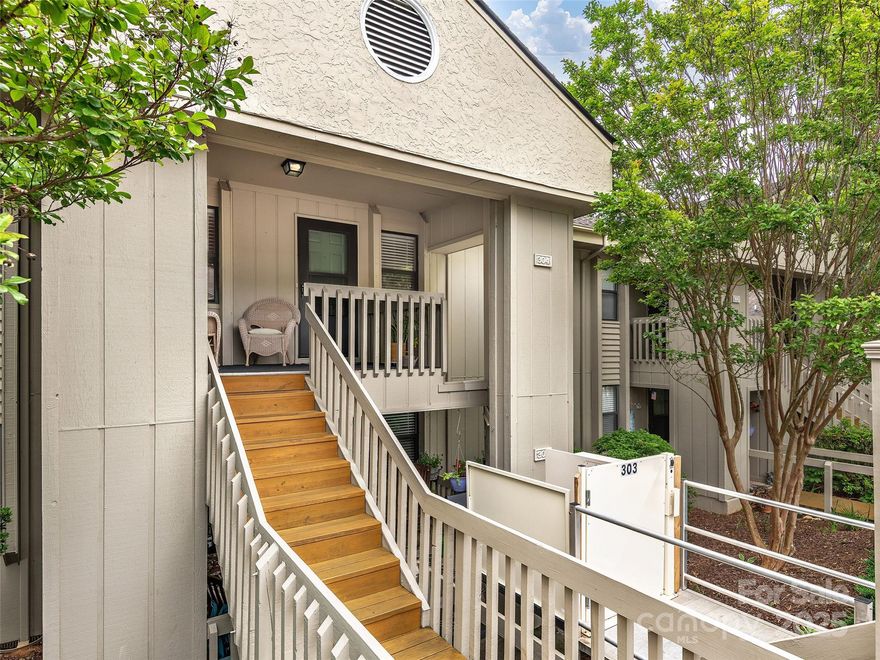 Enjoy effortless, single-level living in the desirable gated community of The Cloisters in East Asheville. This well-maintained 2BR/2BA condo is ideally located minutes from the Blue Ridge Parkway, WNC Nature Center, shopping, and dining. Features include a spacious living room with gas fireplace, private covered porch overlooking green space, and a primary suite with dual closets and walk-in shower. Recent updates include new HVAC, stove, and refrigerator (2024). Community amenities include a pool, updated clubhouse, and tennis/pickleball courts. Just minutes to vibrant downtown Asheville—this home blends comfort, convenience, and low-maintenance living!#AshevilleRealEstate #TheCloistersAsheville #AshevilleHomes #WNCRealEstate #CondoLiving #AshevilleNC #BlueRidgeLiving