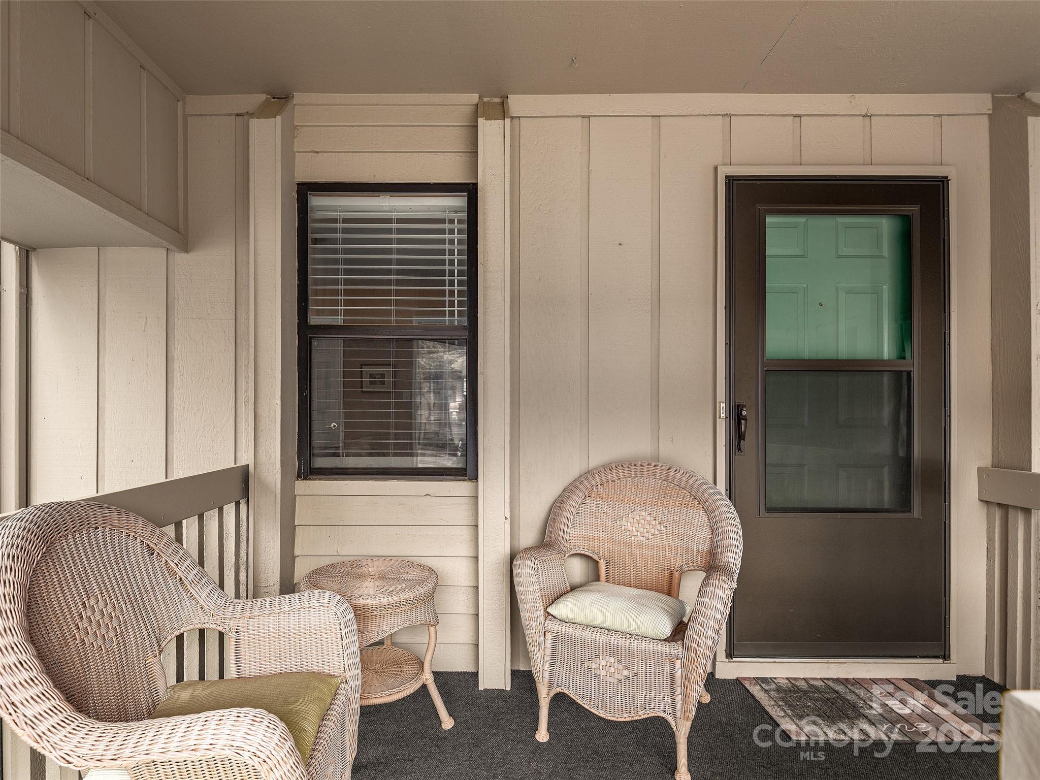304 Abbey Circle