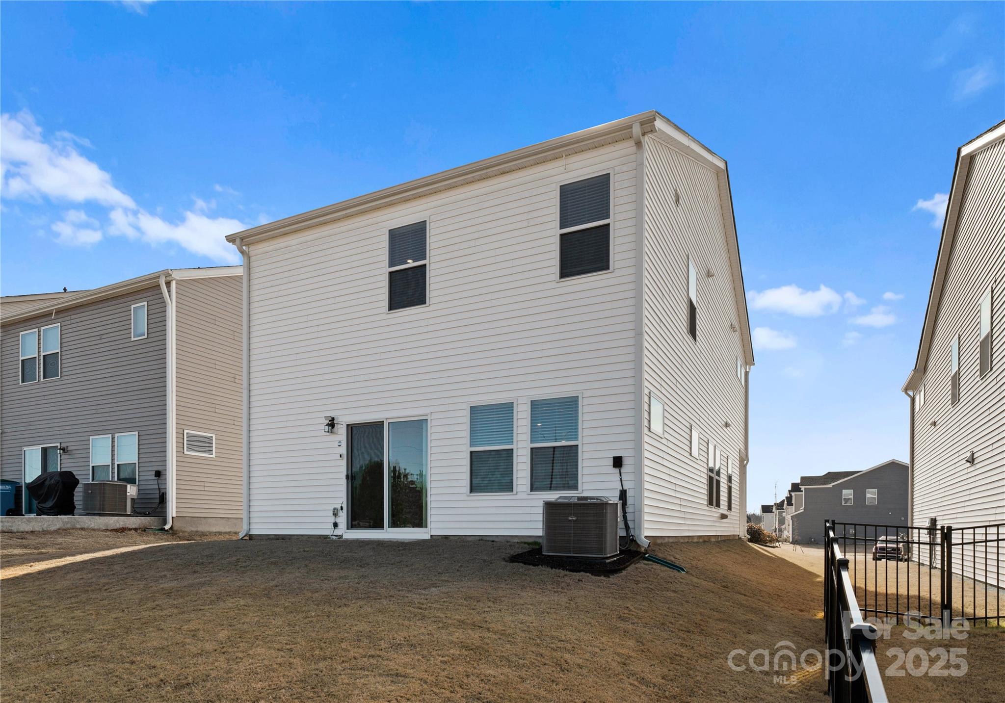 Anniston Chase - Residential