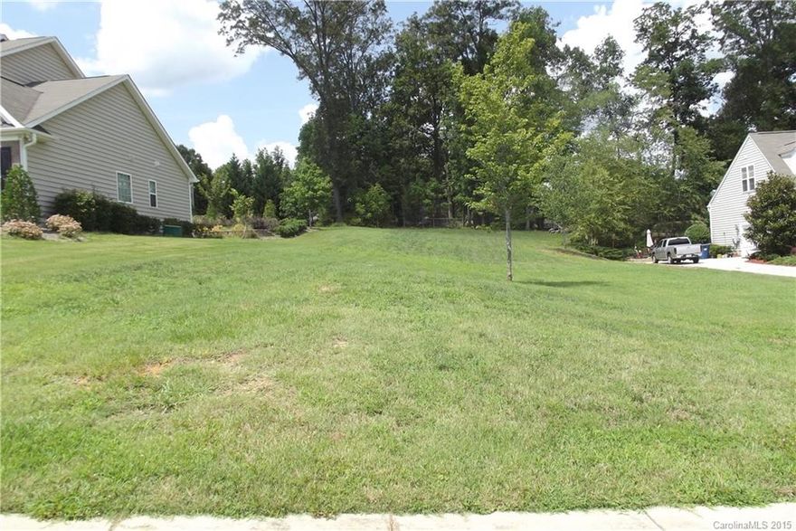 Single lot for sale in the Greylock community in Matthews.  Build your dream home on this .37 acre lot.  Great neighborhood with homes reaching the $400,000 price point. Price reduced to $65,000.  Seller says "Get it sold"!