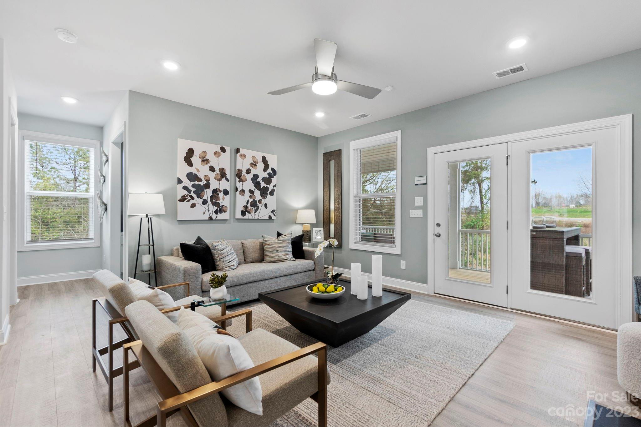 Roseglen Townhomes - Residential