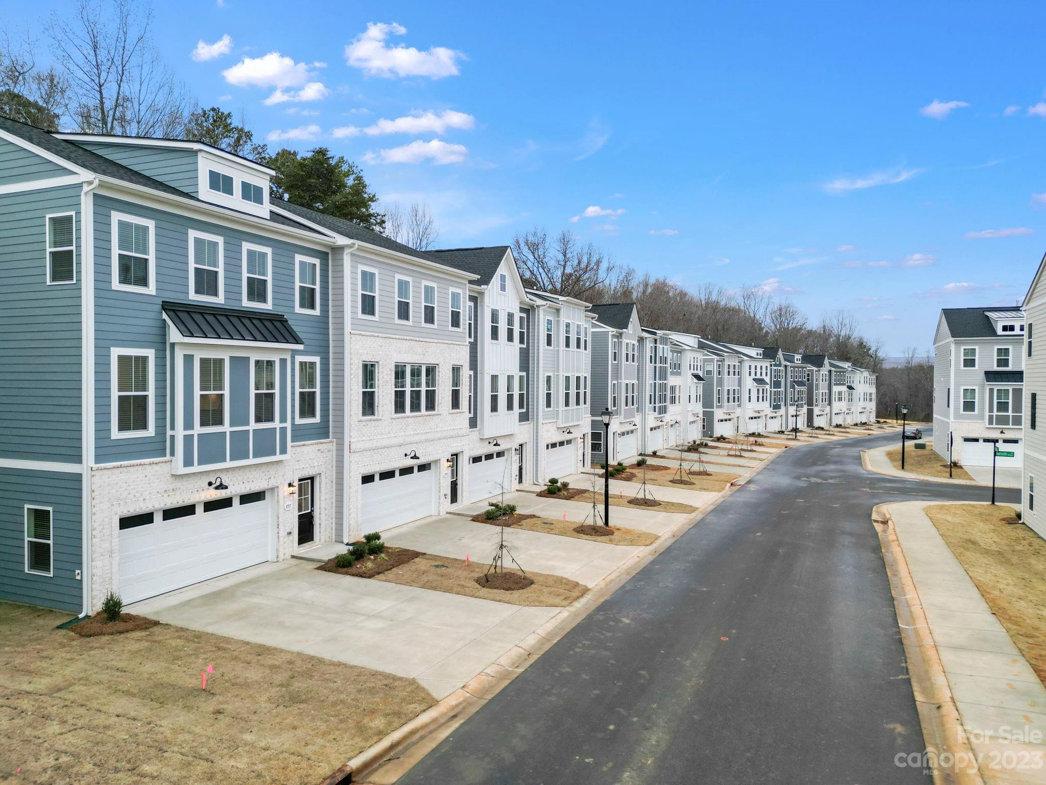 Roseglen Townhomes - Residential