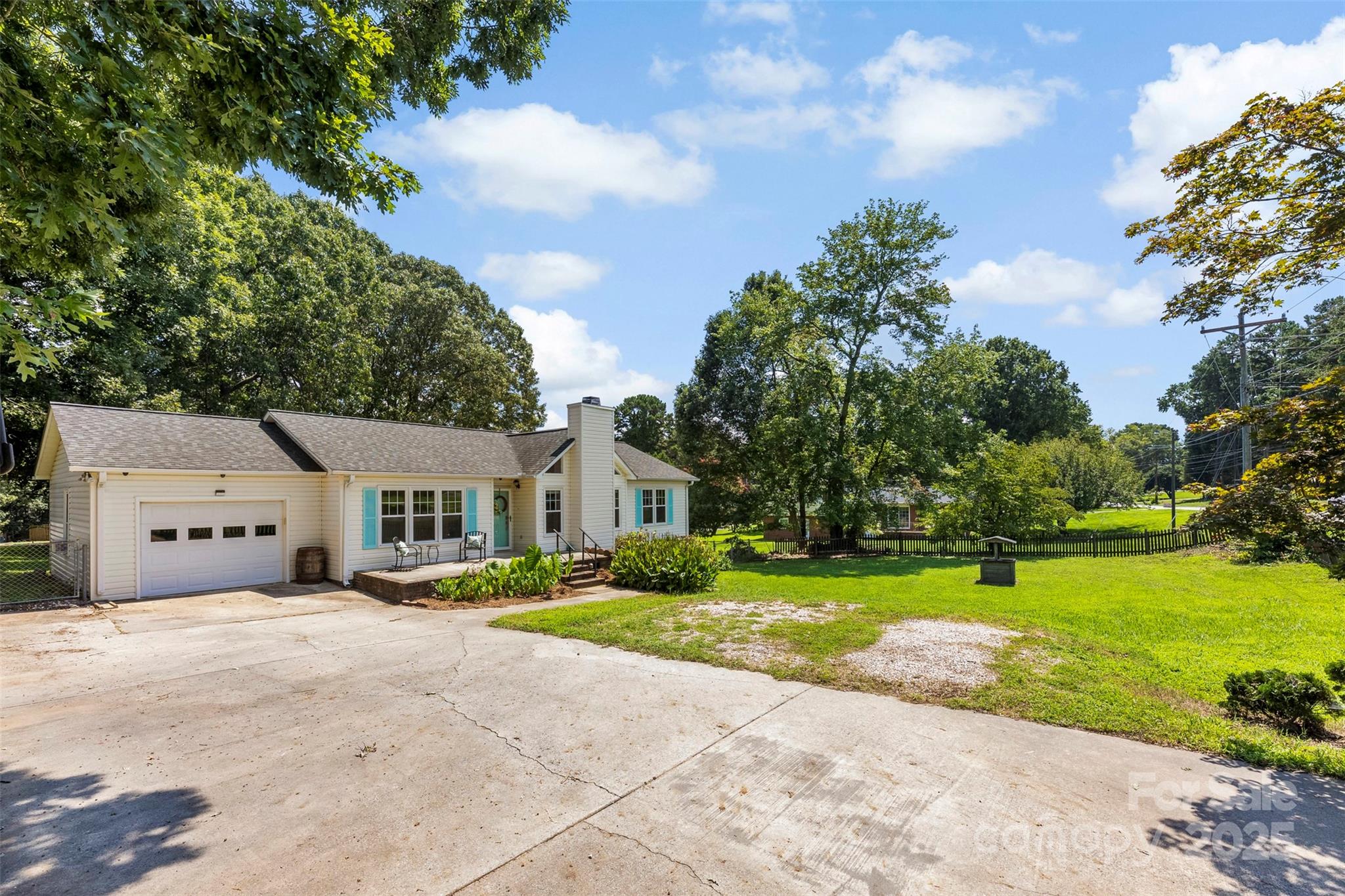 117 S Enochville Avenue