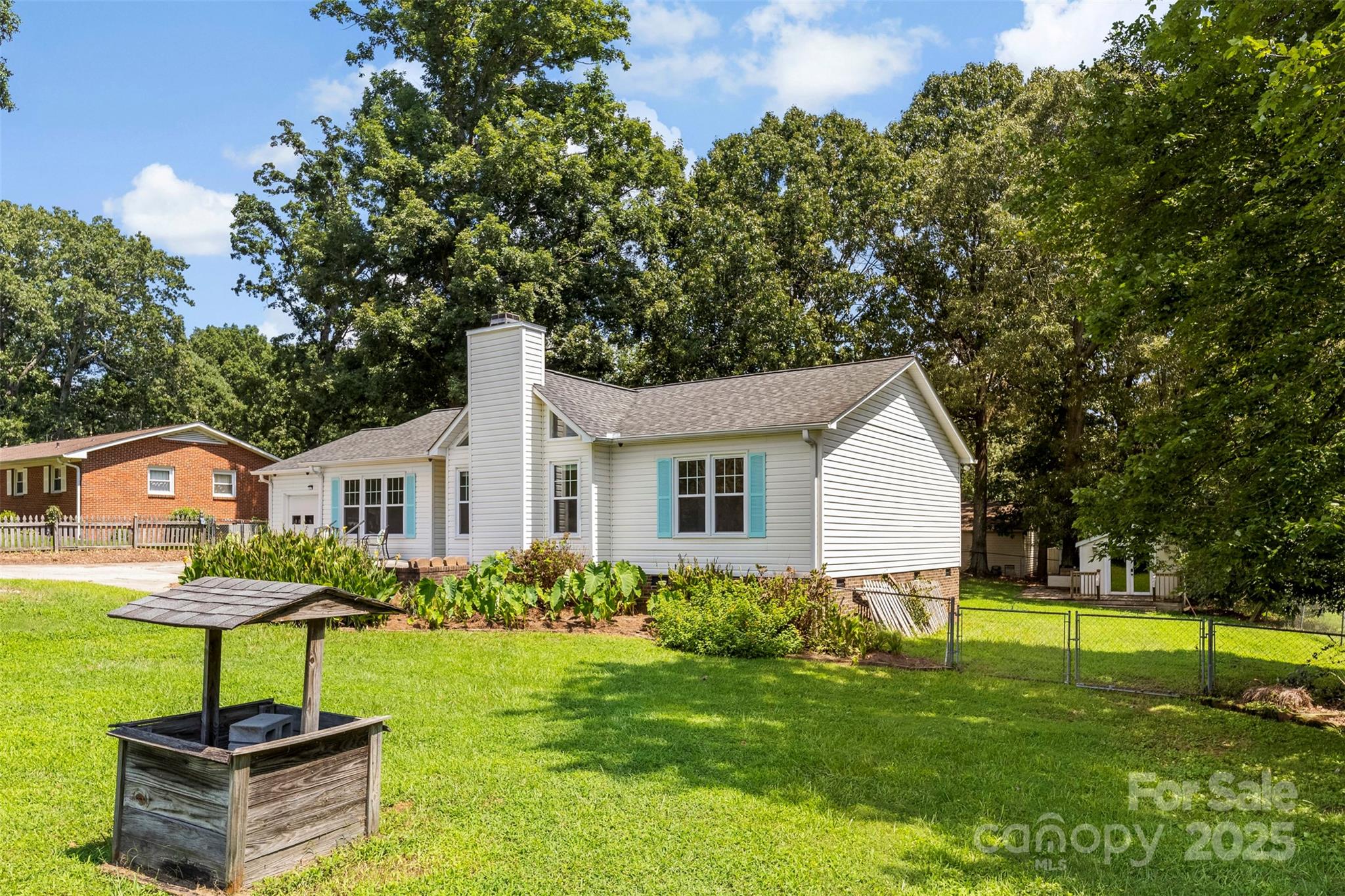 117 S Enochville Avenue