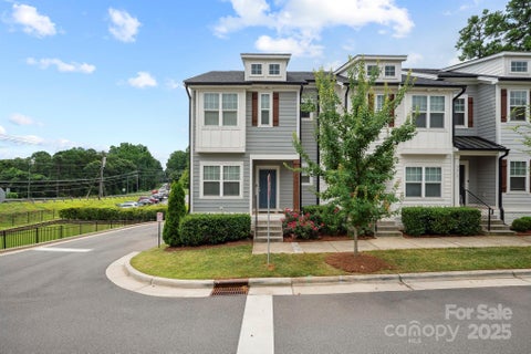 Photo for 5020 Belmont Crossing Drive