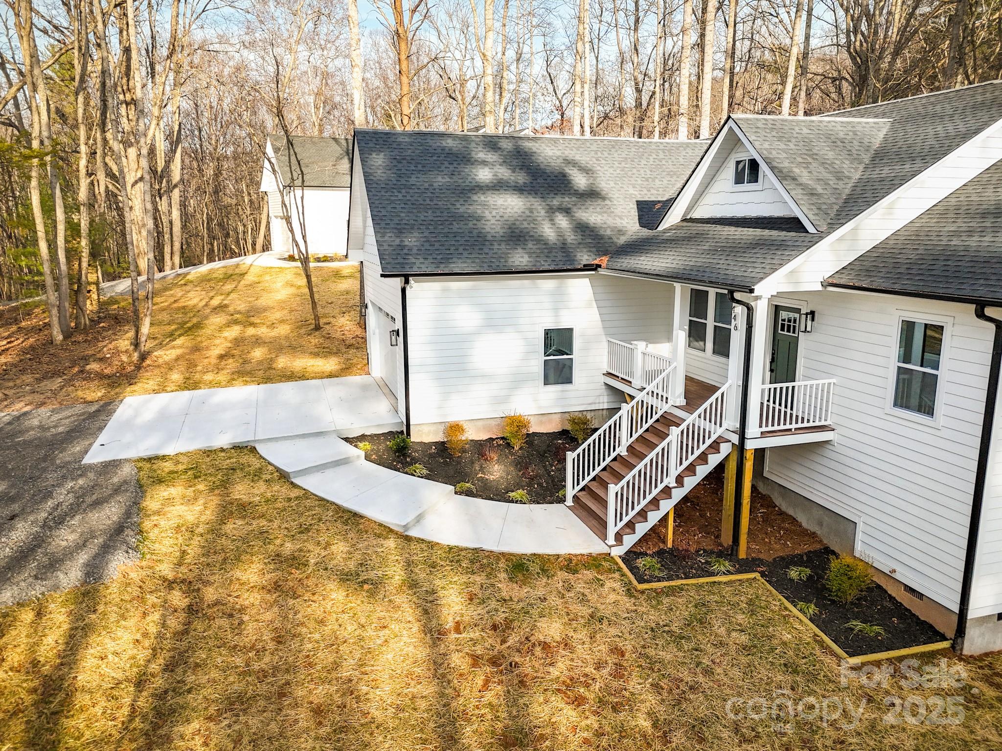 446 Old Buckeye Cove Road