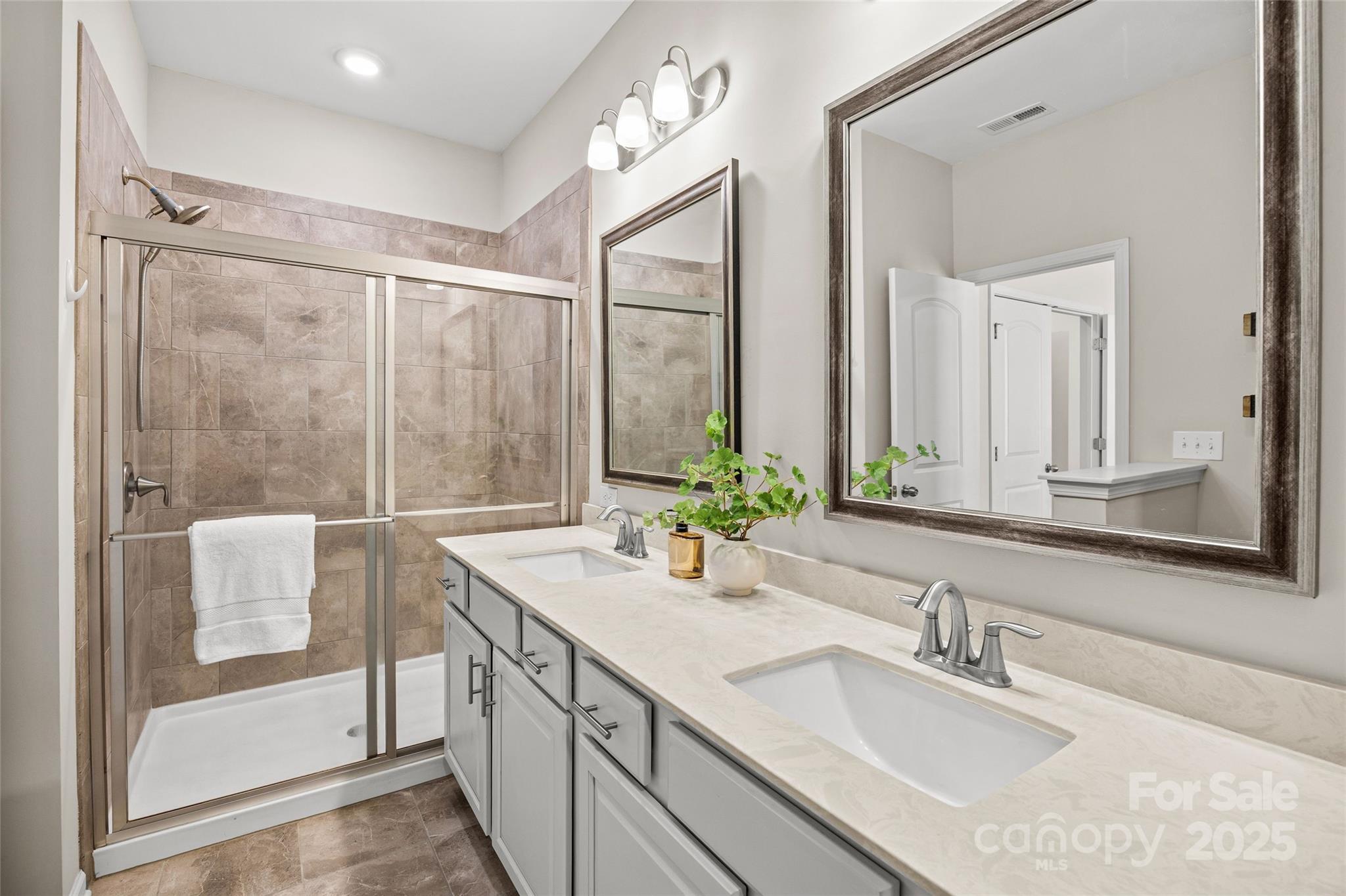 Hadley at Arrowood Station - Residential