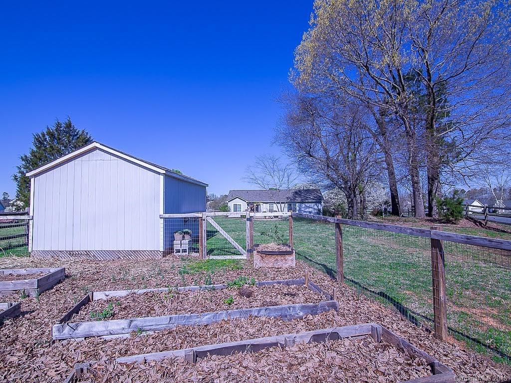 Brooks Farm - Residential