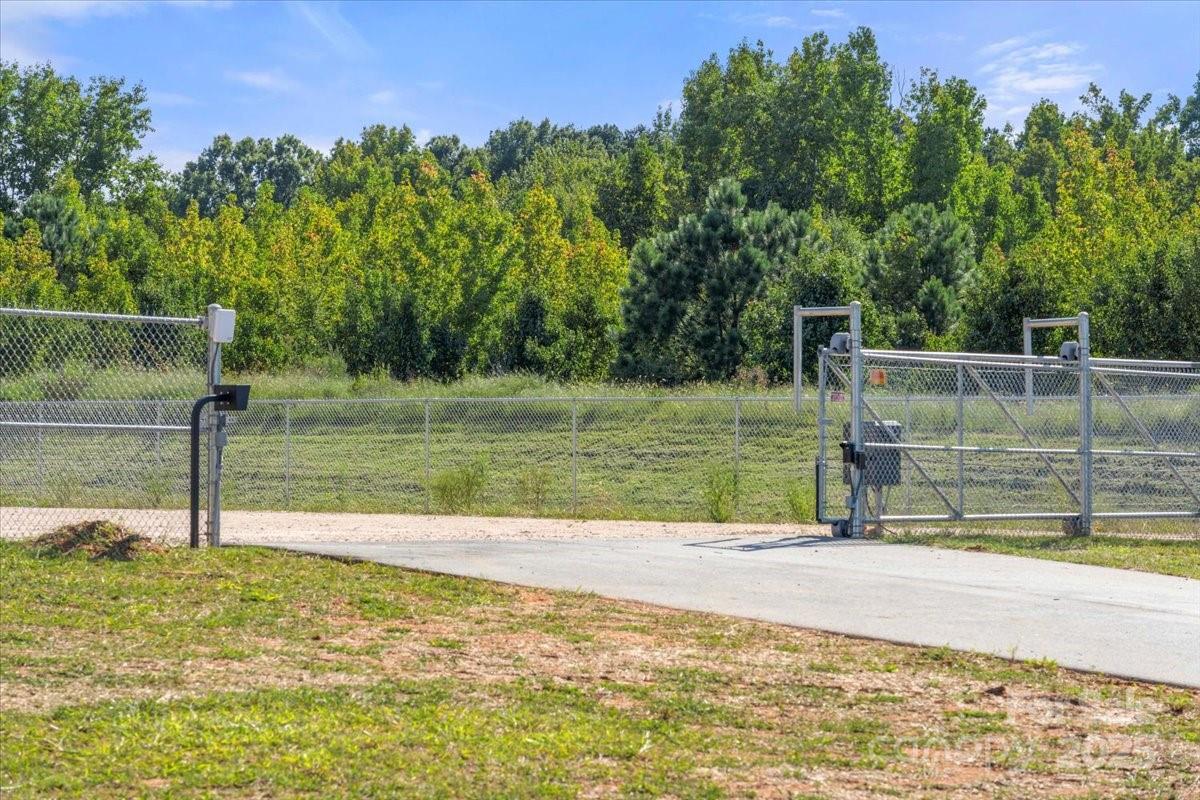 2990 Brantley Road