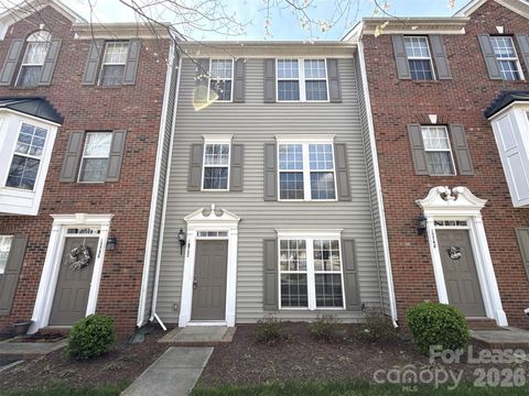 Photo of 15752 Castle Watch Avenue, Charlotte, NC 28277 (MLS # 4357262)
