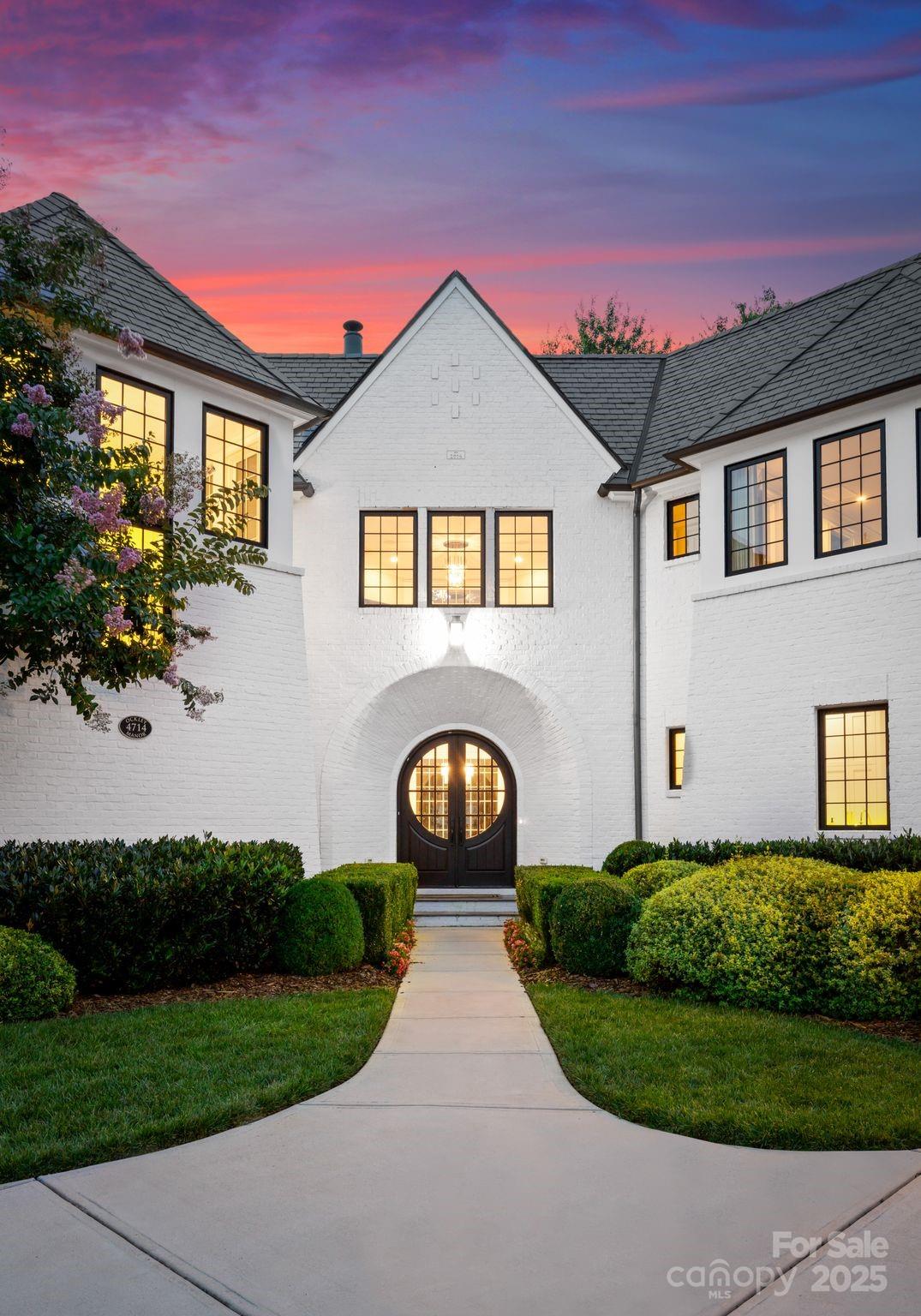 Ockley Manor - Residential