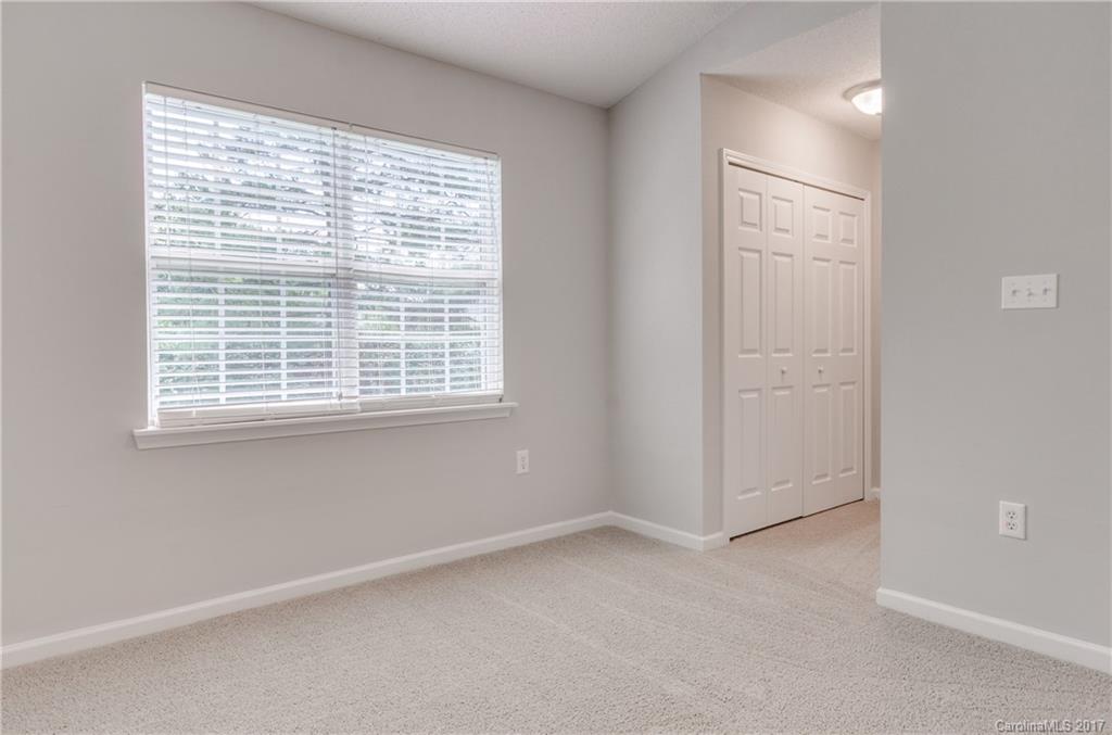 Maplecrest - Residential