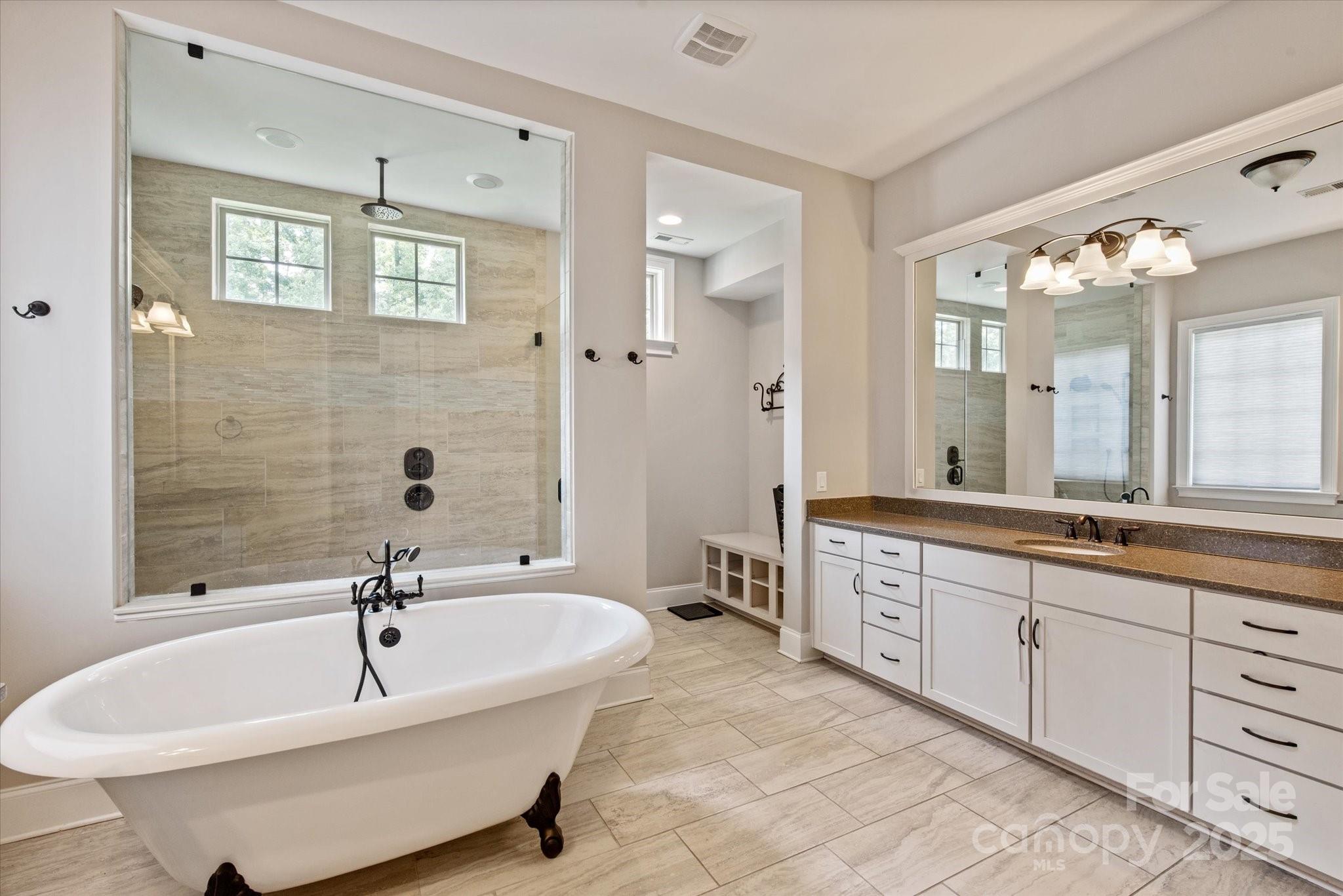 Ladera - Residential