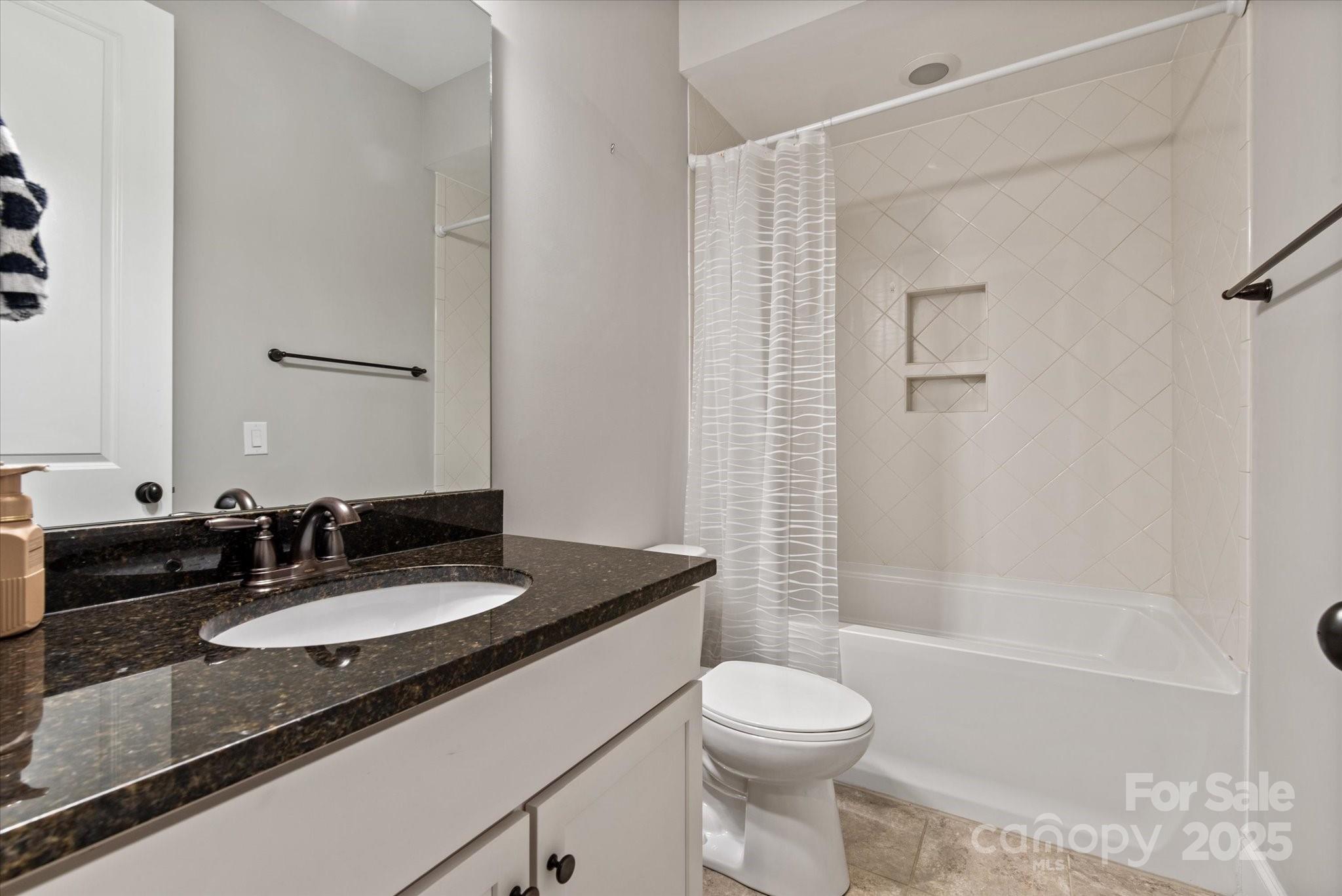 Ladera - Residential