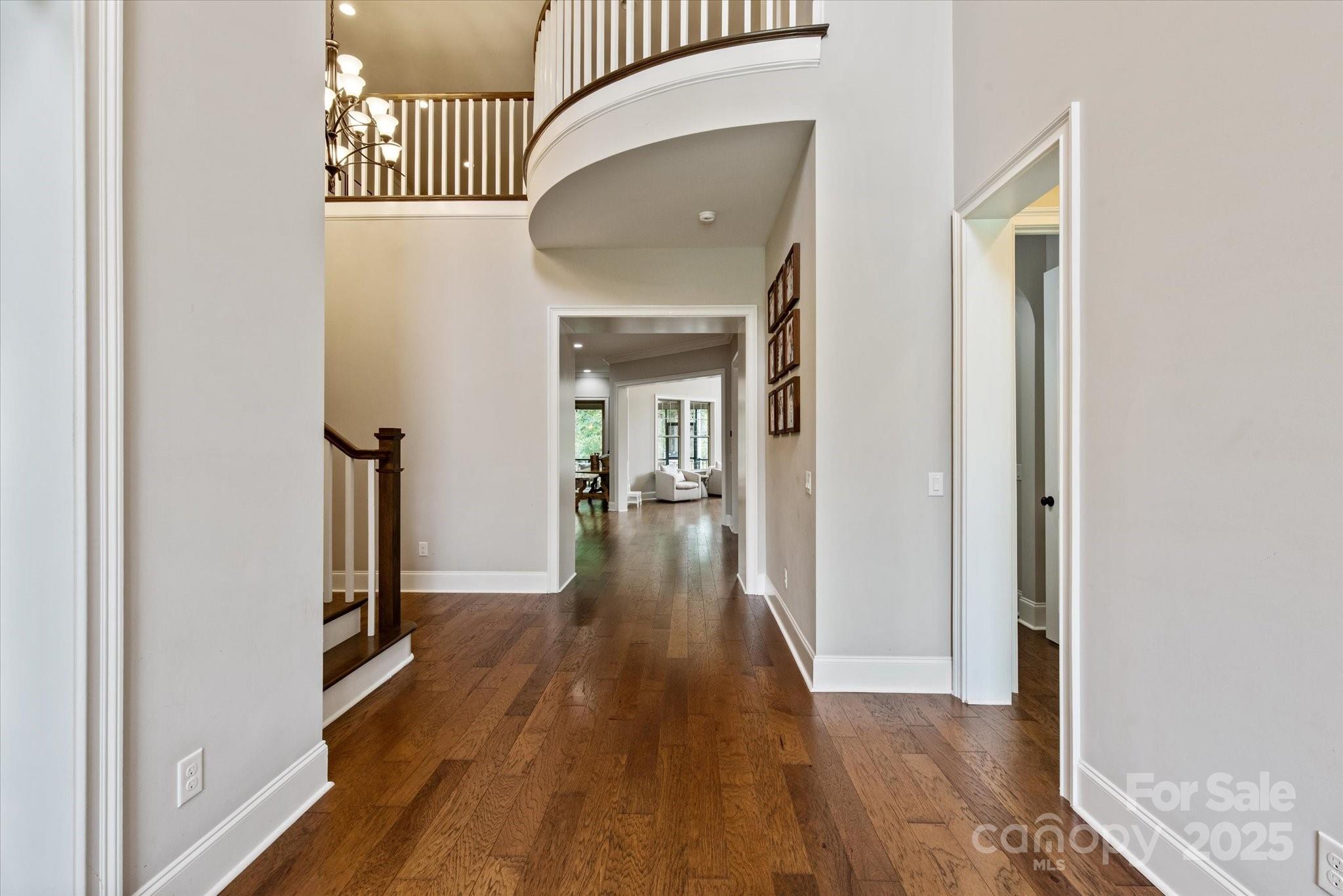 1233 Ladera Drive