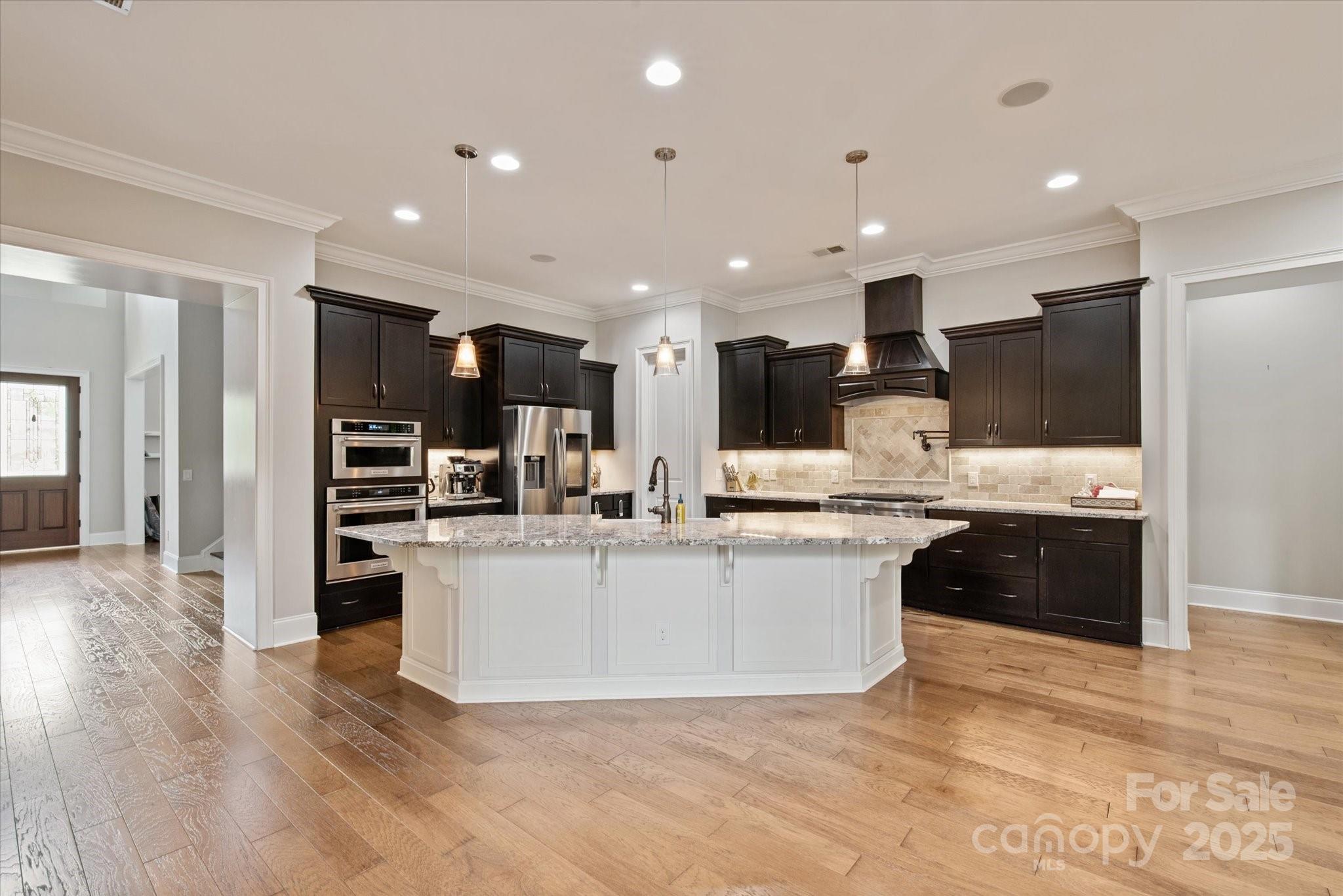 Ladera - Residential