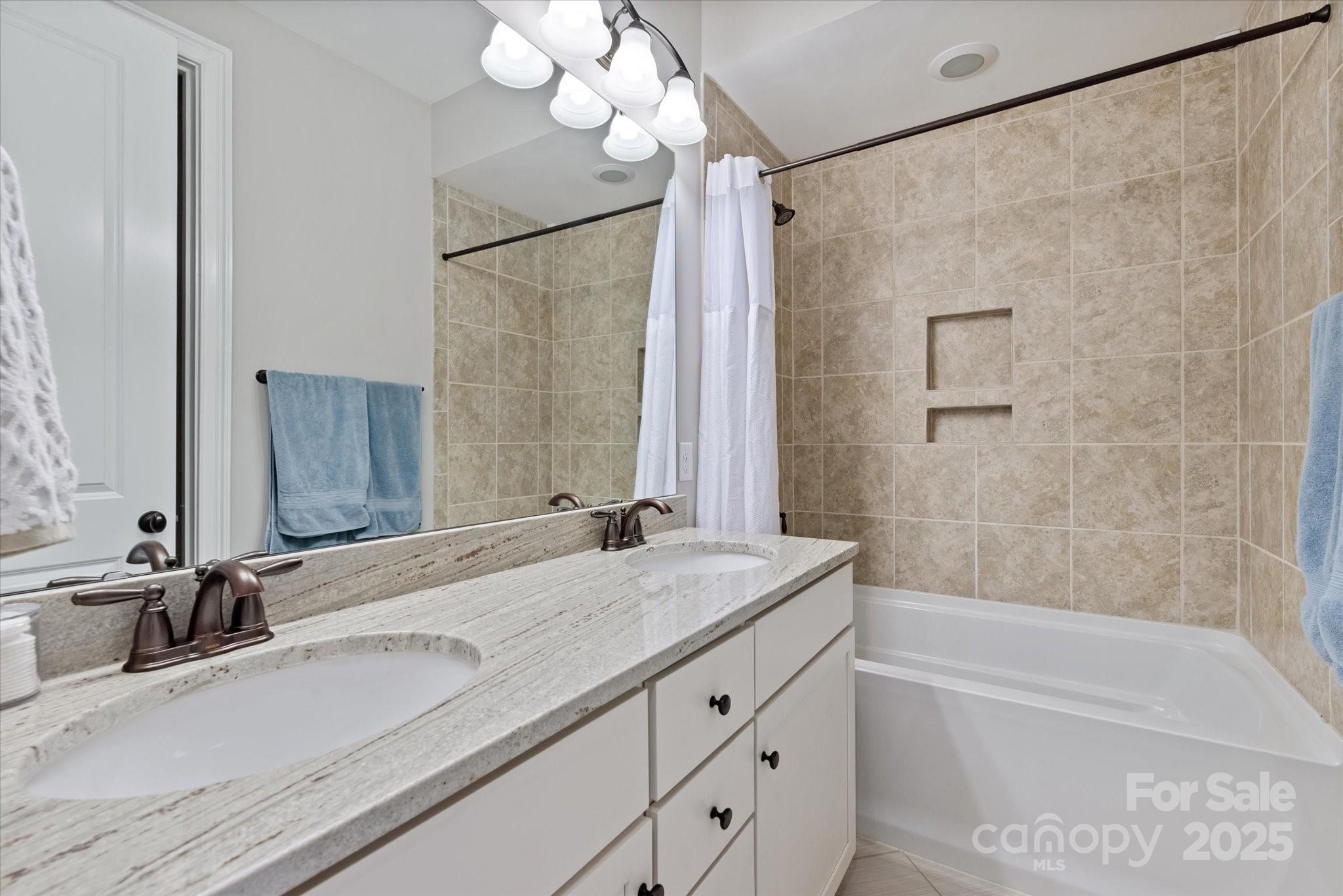 Ladera - Residential