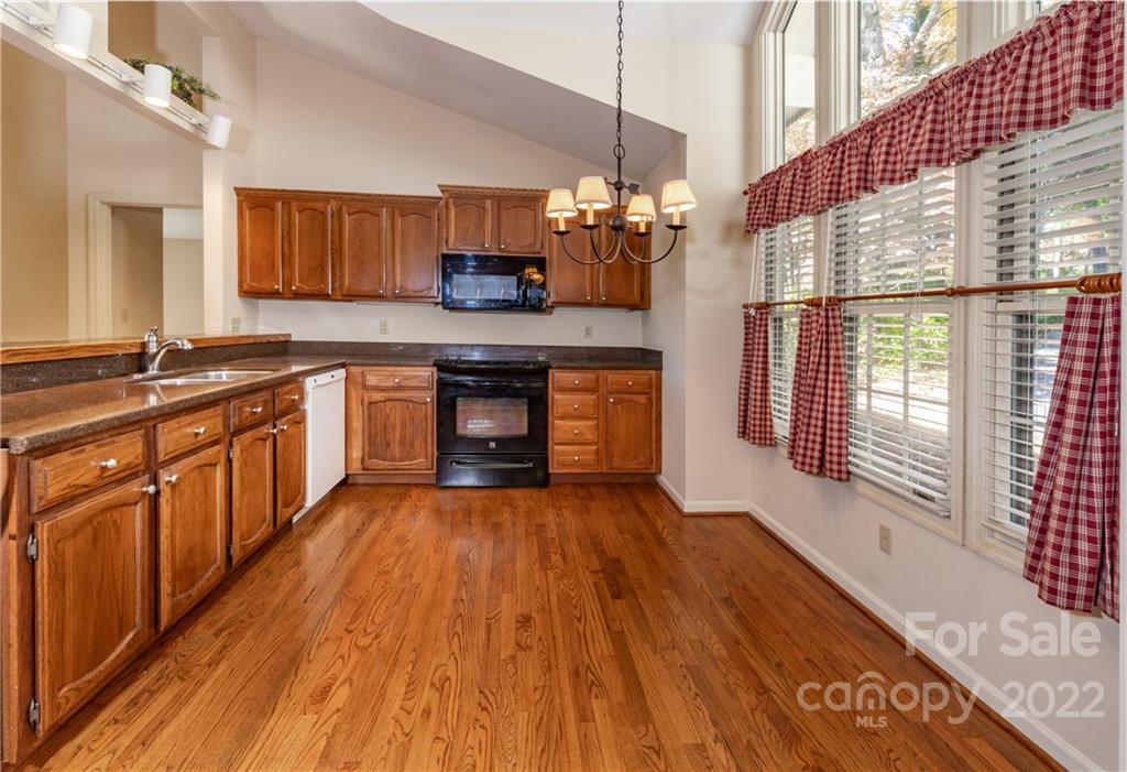 Lake Toxaway Estates - Residential