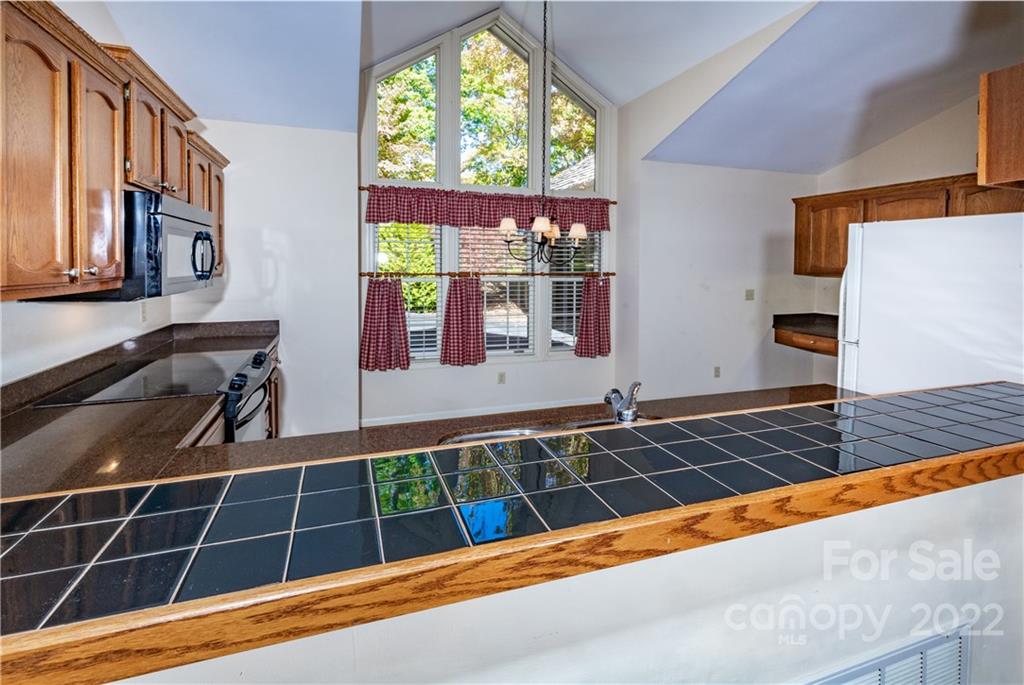 Lake Toxaway Estates - Residential