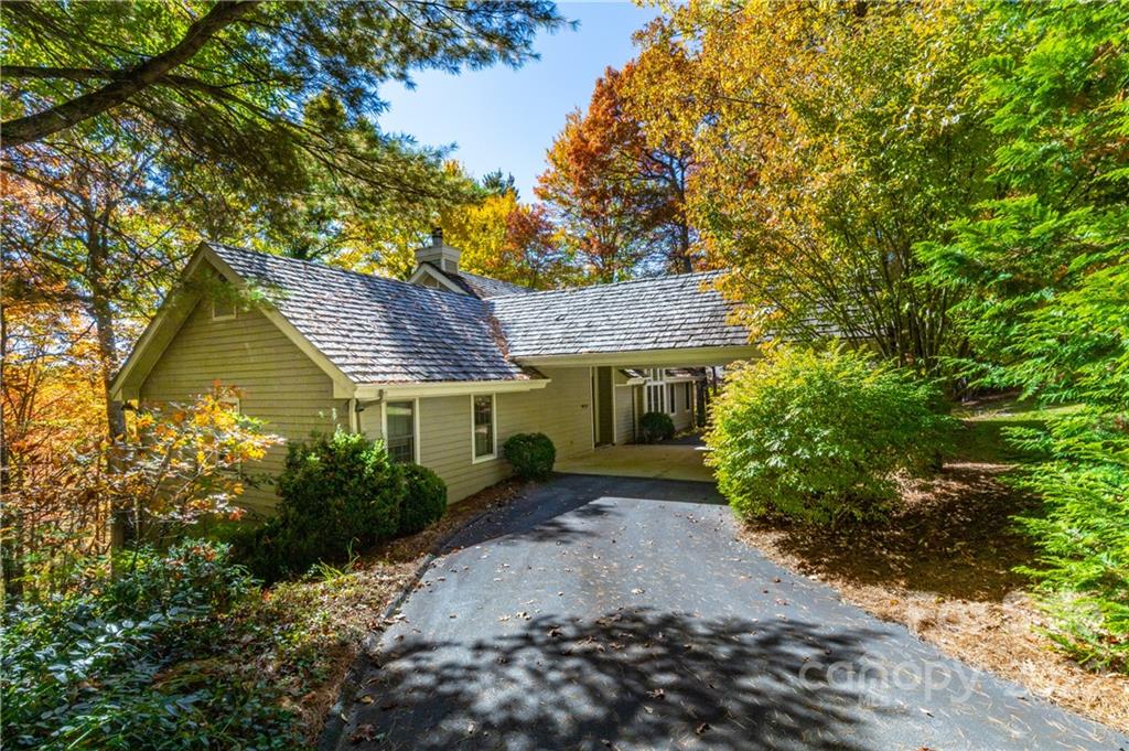 Lake Toxaway Estates - Residential