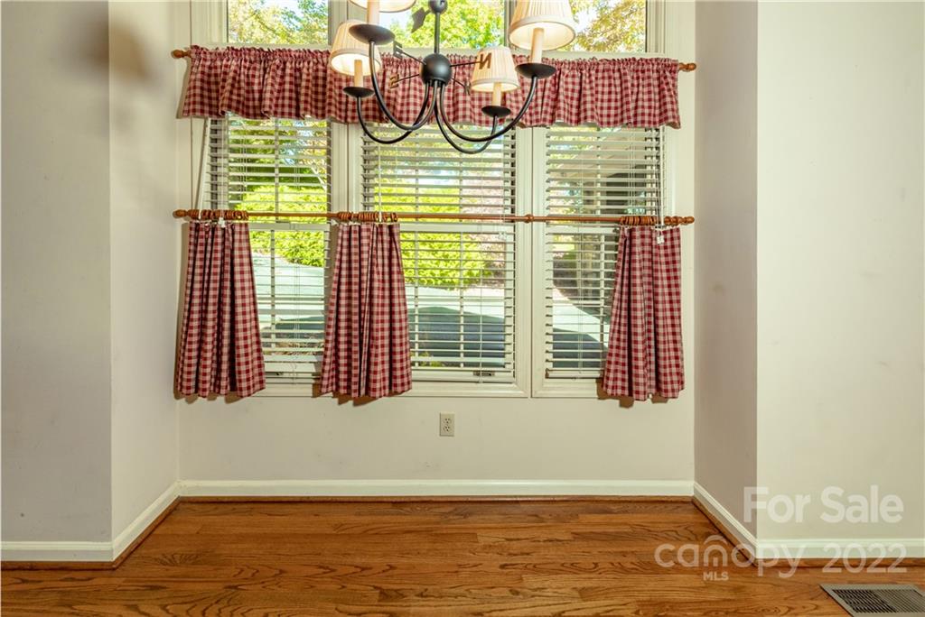 Lake Toxaway Estates - Residential