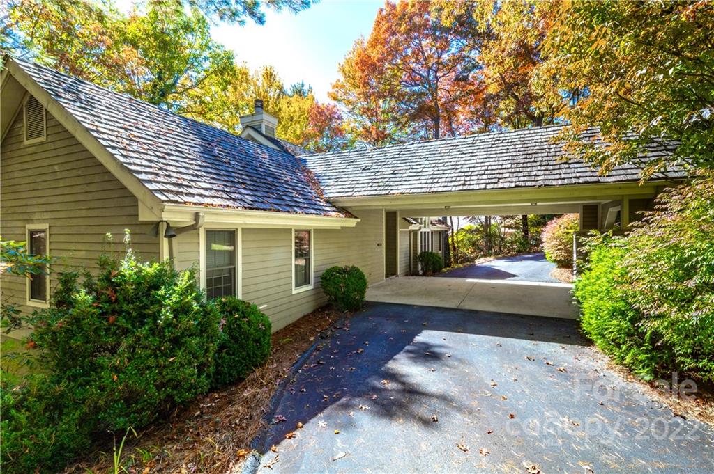 Lake Toxaway Estates - Residential