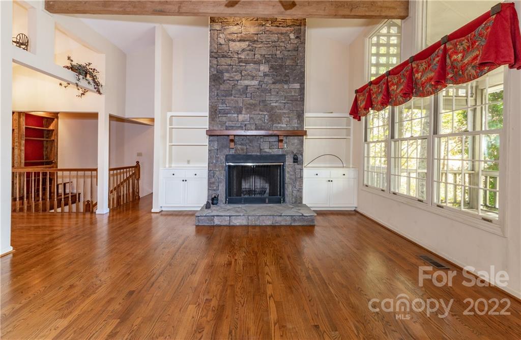Lake Toxaway Estates - Residential