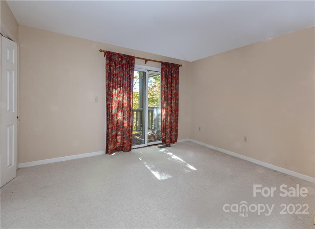 Lake Toxaway Estates - Residential