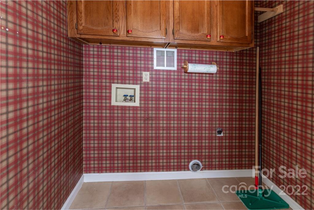 Lake Toxaway Estates - Residential