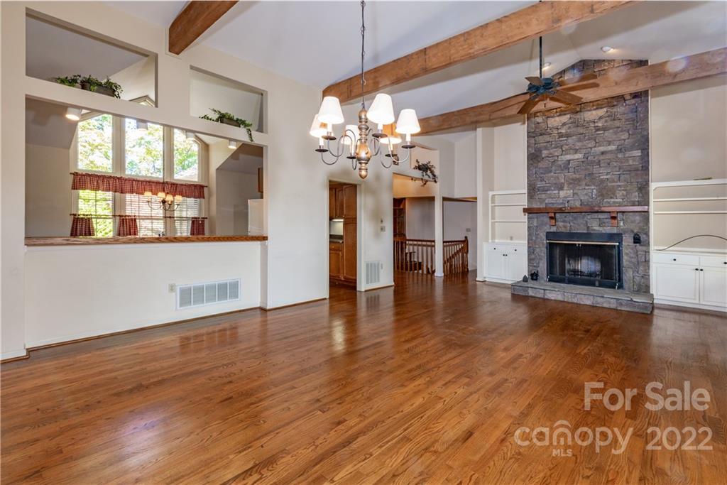 Lake Toxaway Estates - Residential