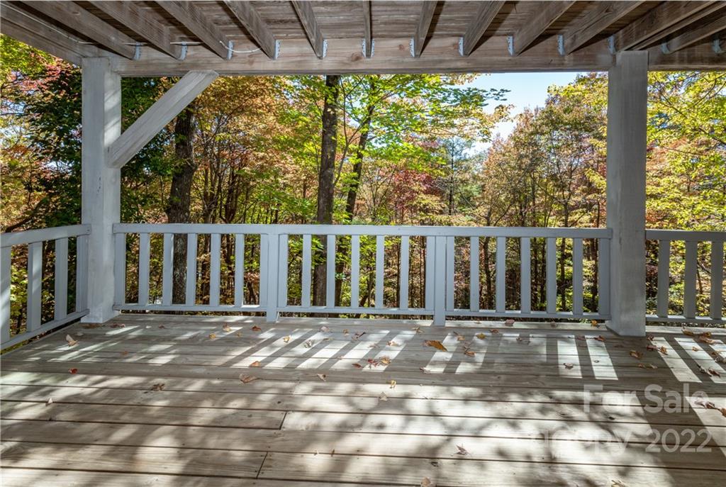 Lake Toxaway Estates - Residential