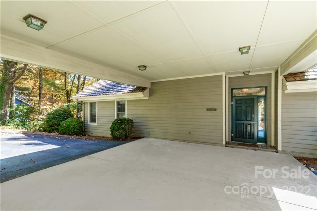 Lake Toxaway Estates - Residential