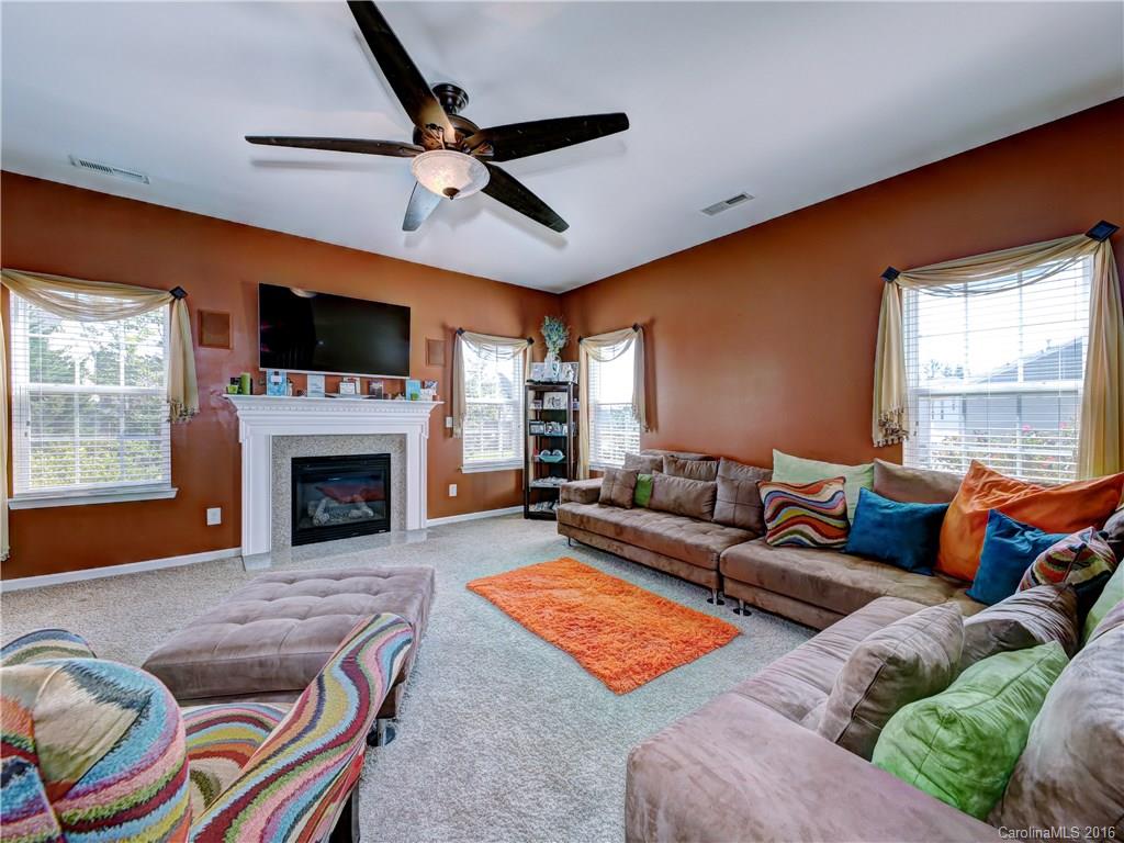 Stratford Pond - Residential