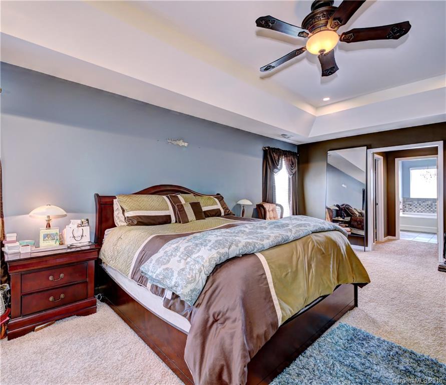 Stratford Pond - Residential