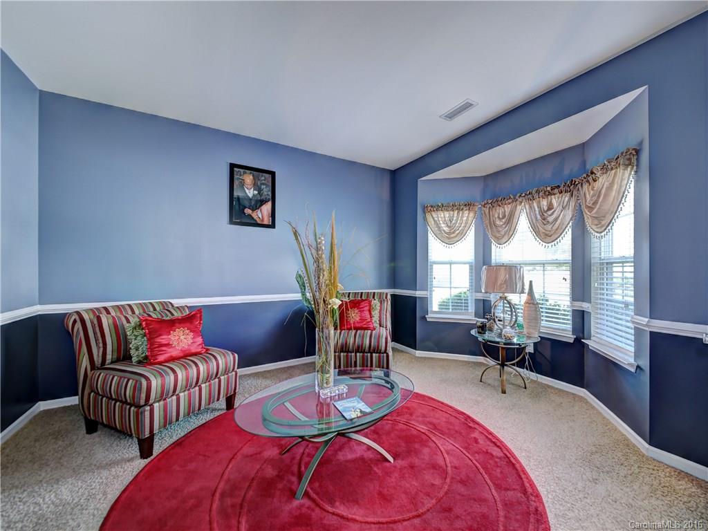 Stratford Pond - Residential