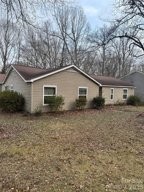 11130 Blue Heron Drive Charlotte NC 28226