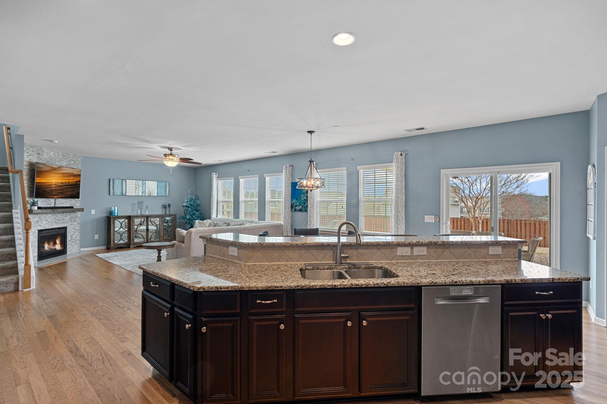 Almond Glen - Residential