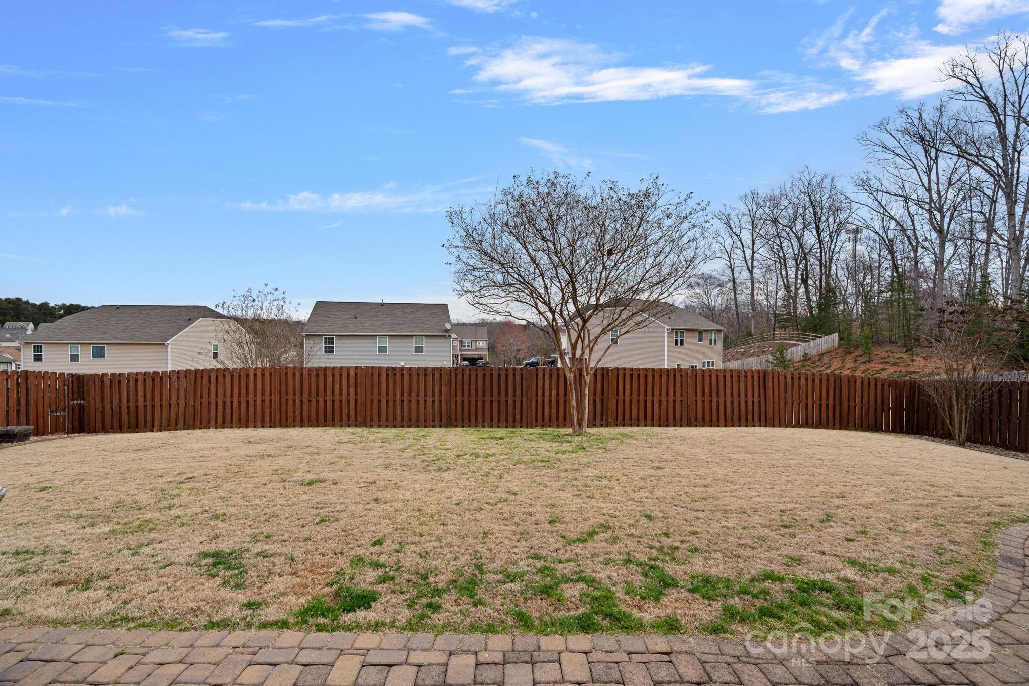 Almond Glen - Residential