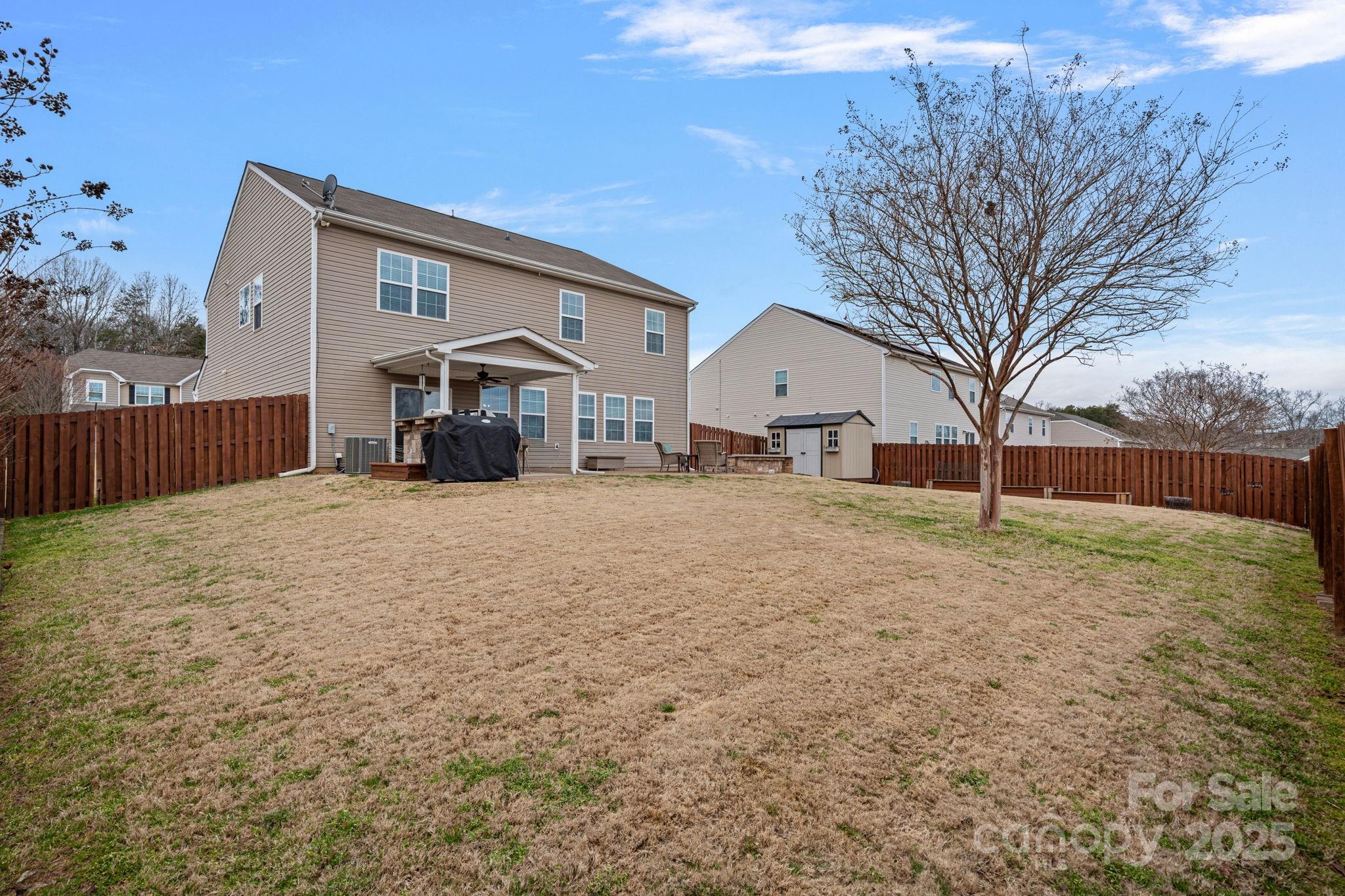 Almond Glen - Residential